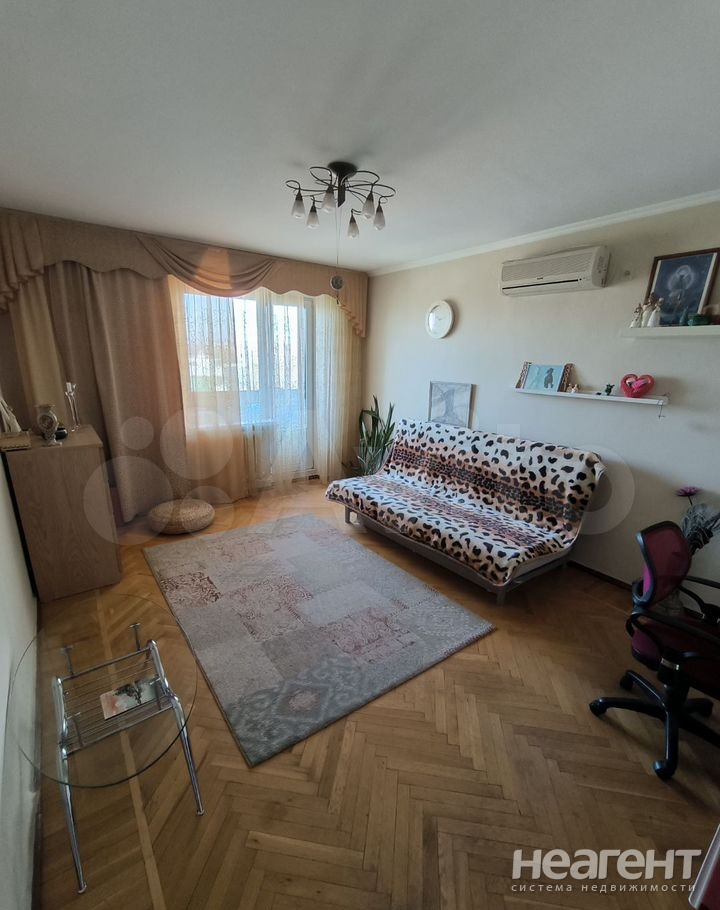 Продается 3-х комнатная квартира, 66 м²