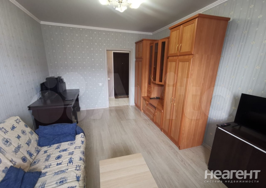 Продается 1-комнатная квартира, 40 м²