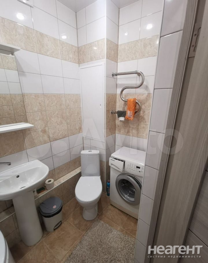 Продается 1-комнатная квартира, 40 м²