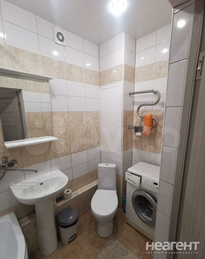 Продается 1-комнатная квартира, 40 м²