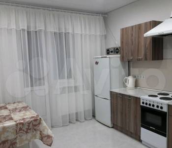 Сдается 1-комнатная квартира, 40 м²