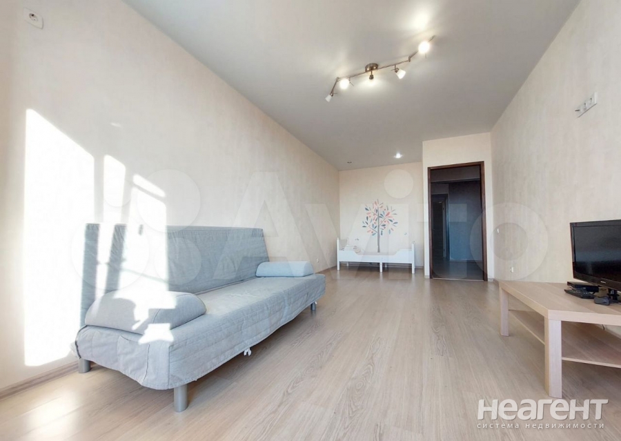 Продается 2-х комнатная квартира, 72 м²