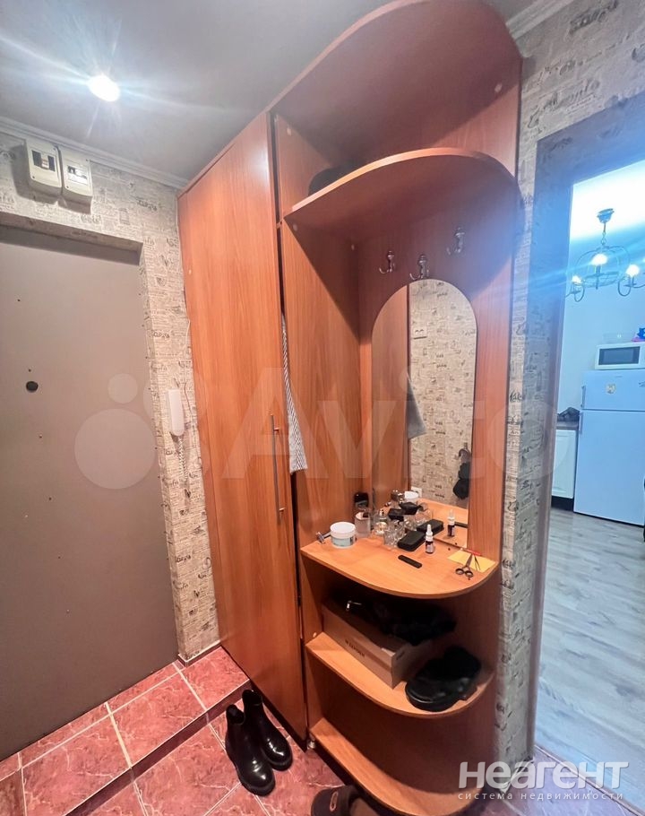 Продается 1-комнатная квартира, 38,4 м²