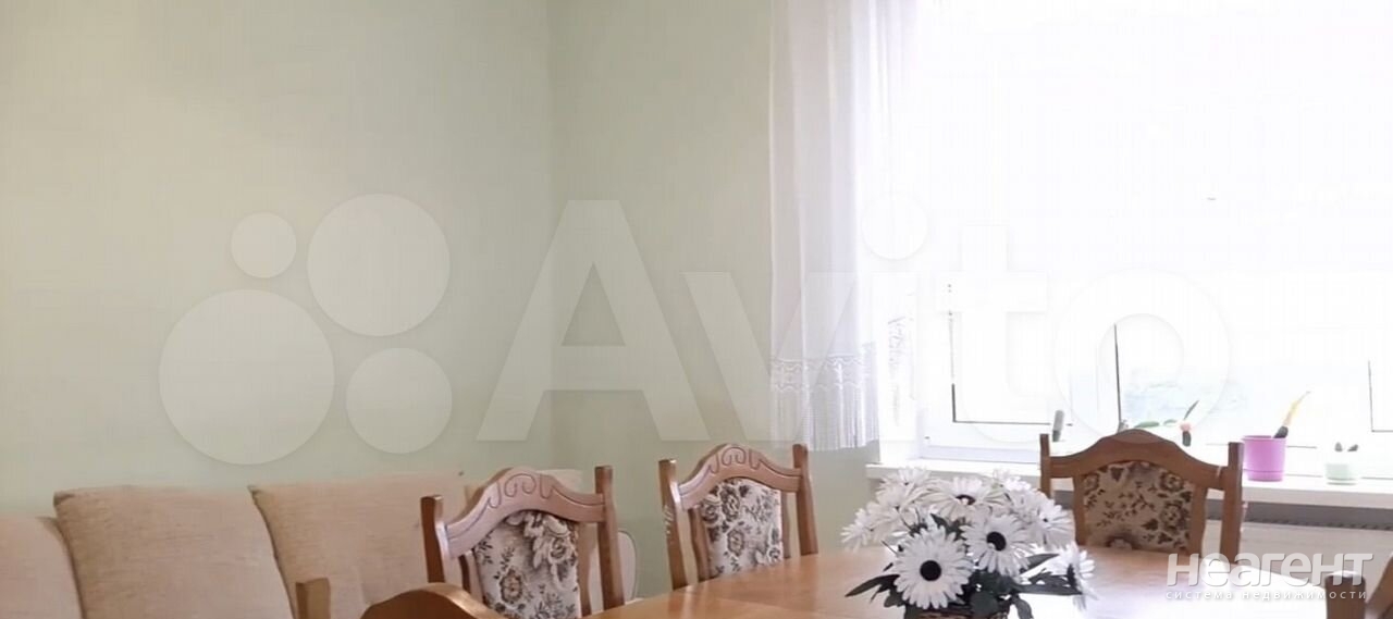 Продается Многокомнатная квартира, 126,5 м²