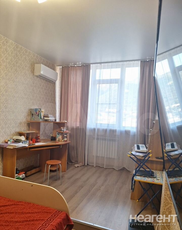 Продается 3-х комнатная квартира, 115,8 м²