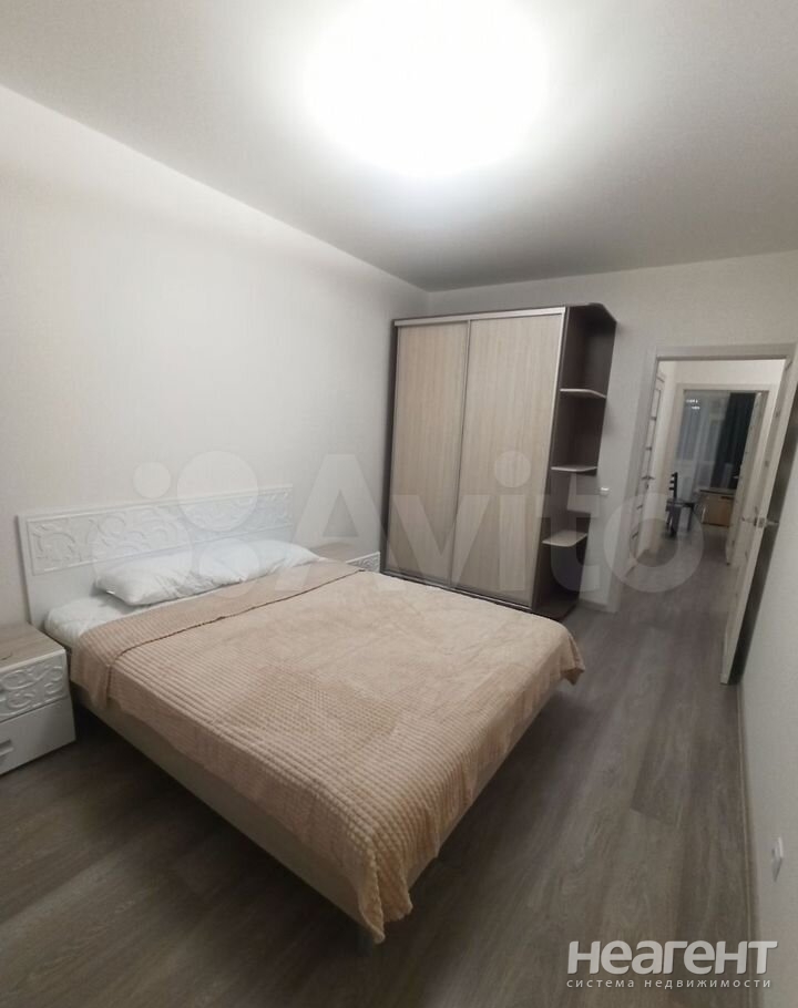 Сдается 1-комнатная квартира, 39 м²