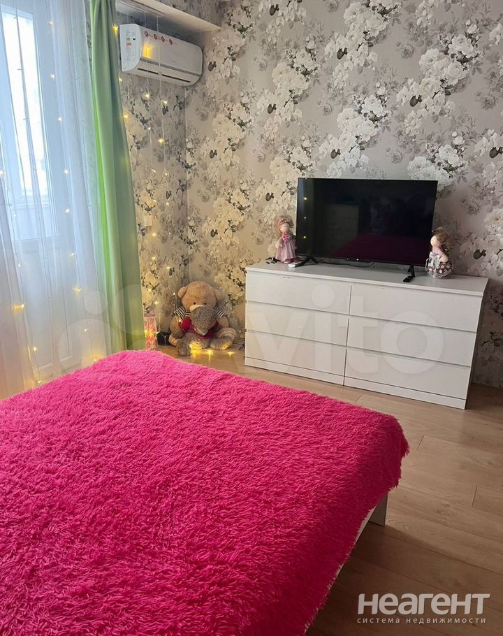 Продается 1-комнатная квартира, 40,4 м²