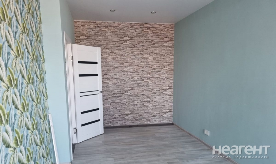 Сдается 1-комнатная квартира, 40 м²