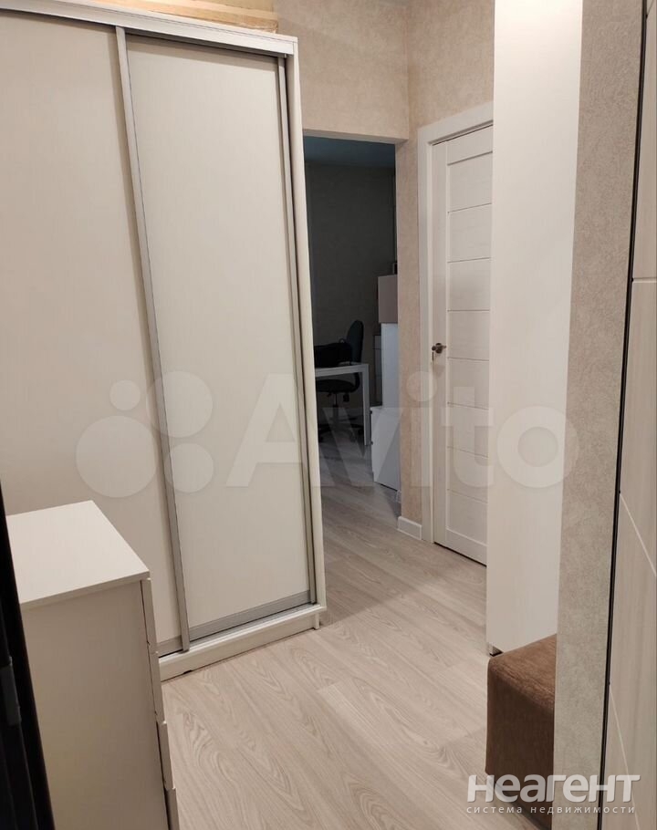 Продается 1-комнатная квартира, 30 м²