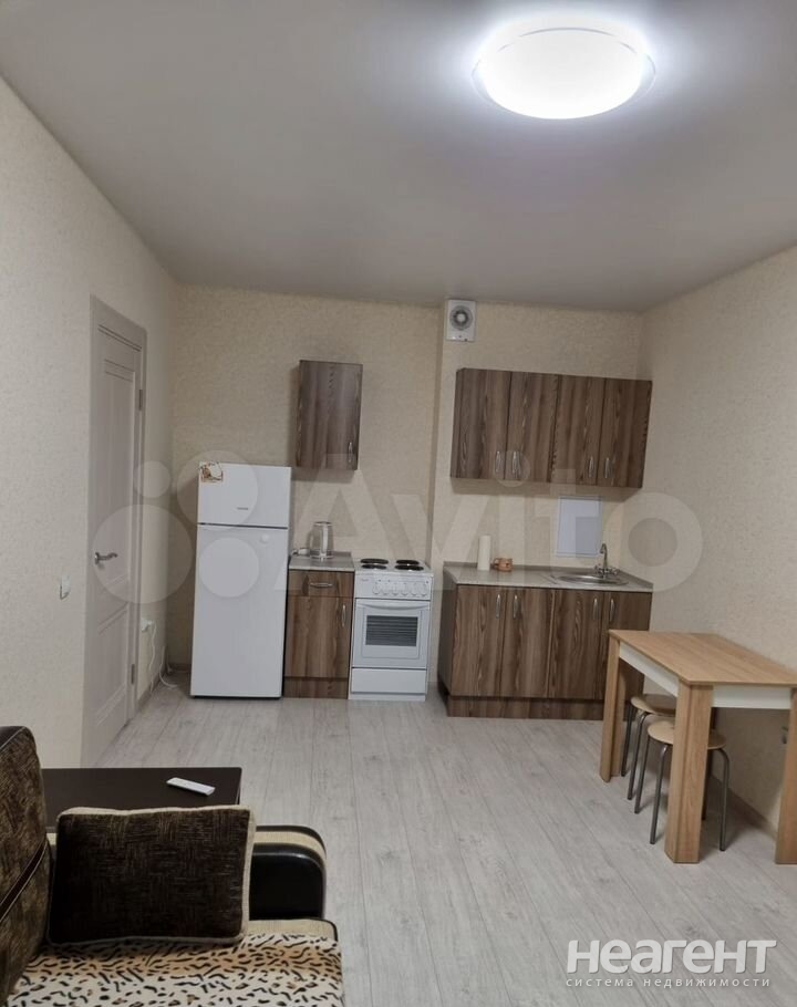 Сдается 1-комнатная квартира, 28 м²