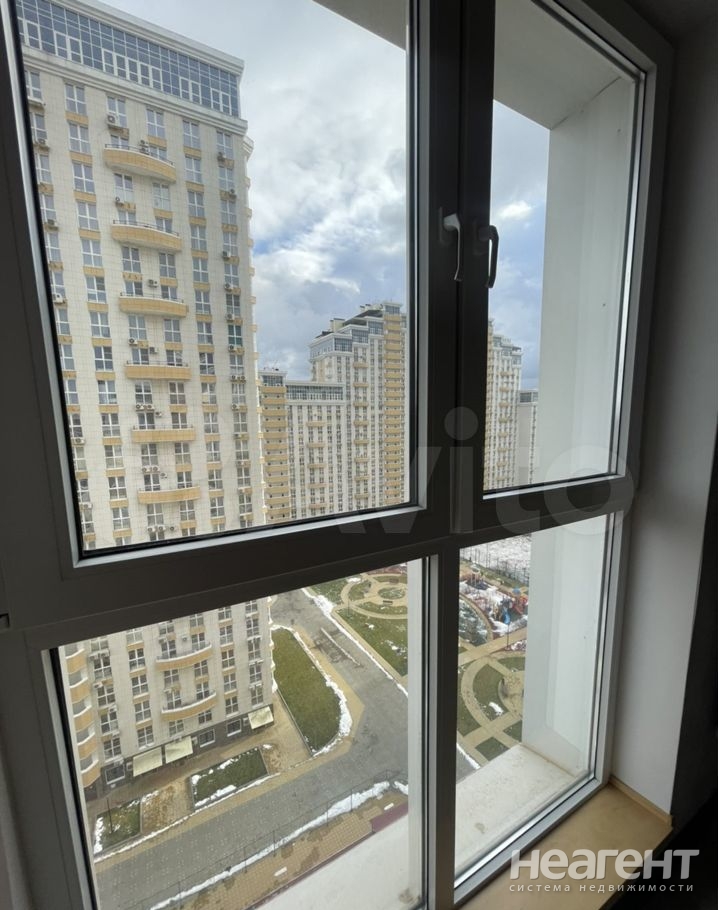 Продается 3-х комнатная квартира, 100 м²