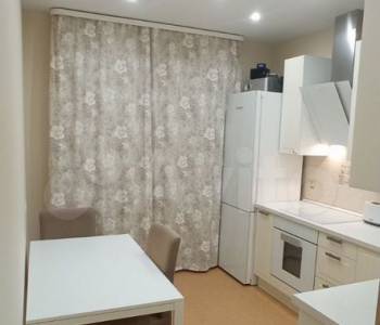 Продается 1-комнатная квартира, 37,2 м²