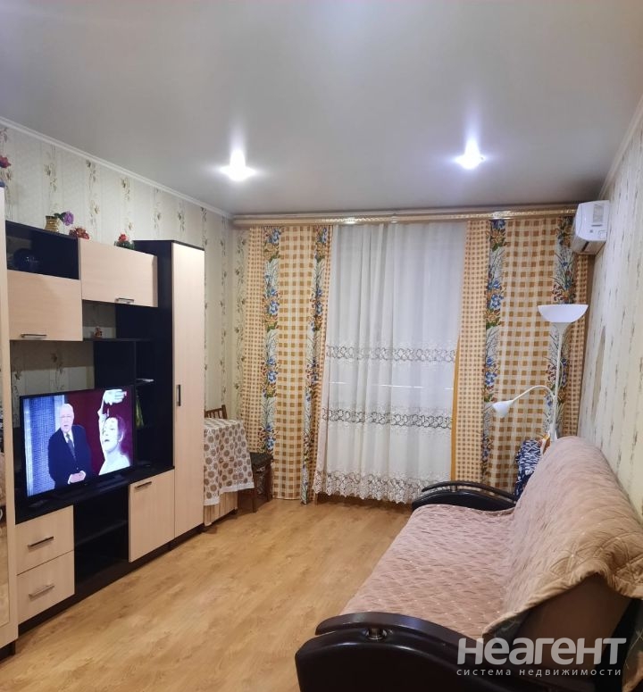 Сдается 1-комнатная квартира, 38 м²