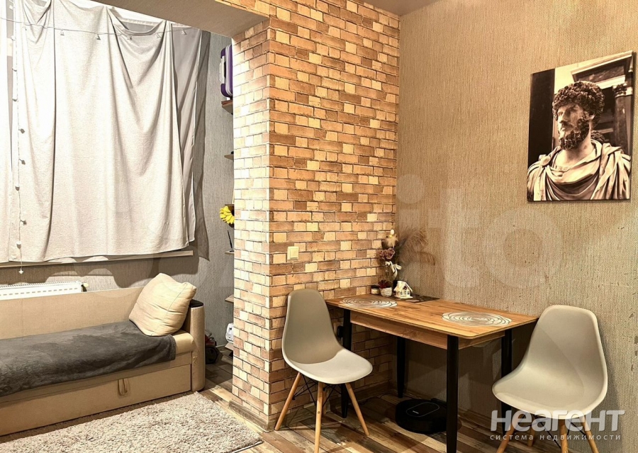 Продается 1-комнатная квартира, 47,1 м²