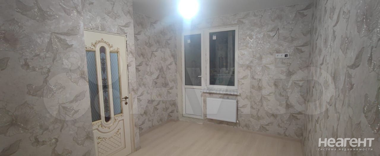 Продается 1-комнатная квартира, 28 м²