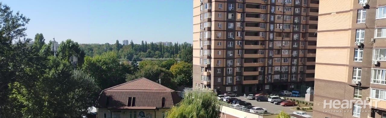 Продается 1-комнатная квартира, 44 м²