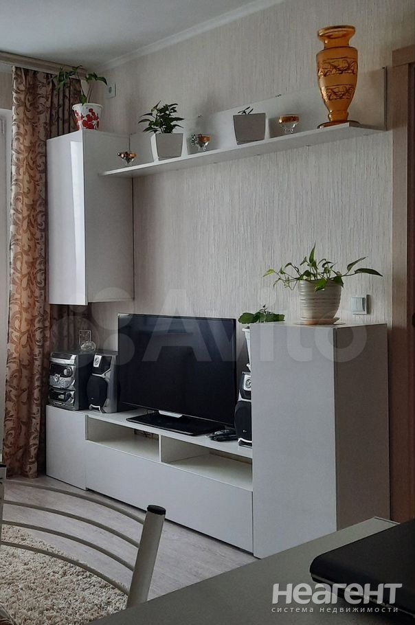 Продается 1-комнатная квартира, 45 м²