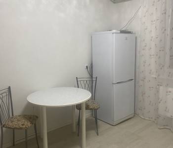 Сдается 1-комнатная квартира, 39,6 м²