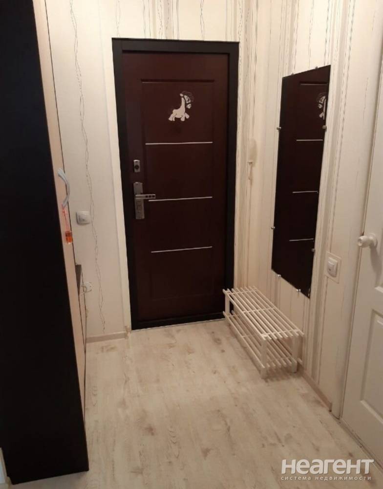 Продается 1-комнатная квартира, 45 м²