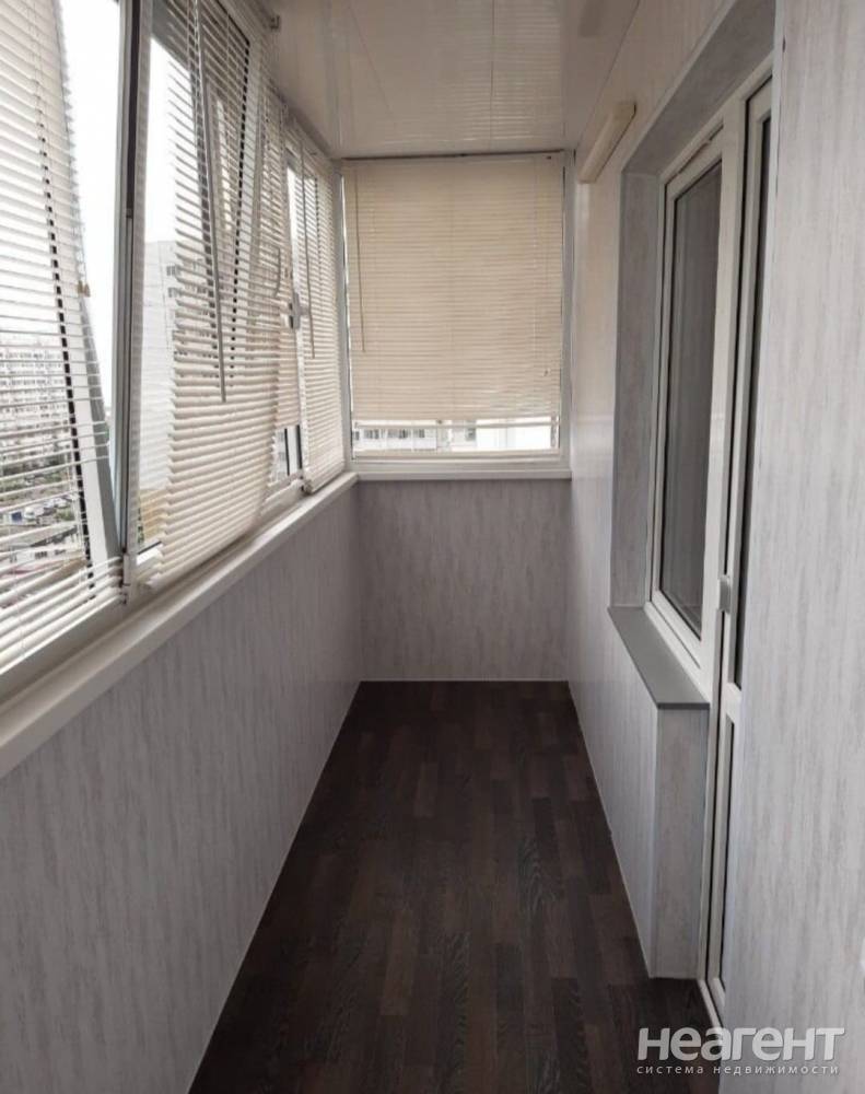 Продается 1-комнатная квартира, 45 м²