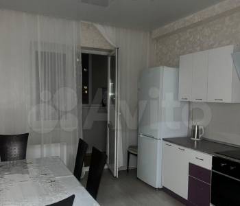 Сдается 1-комнатная квартира, 49 м²