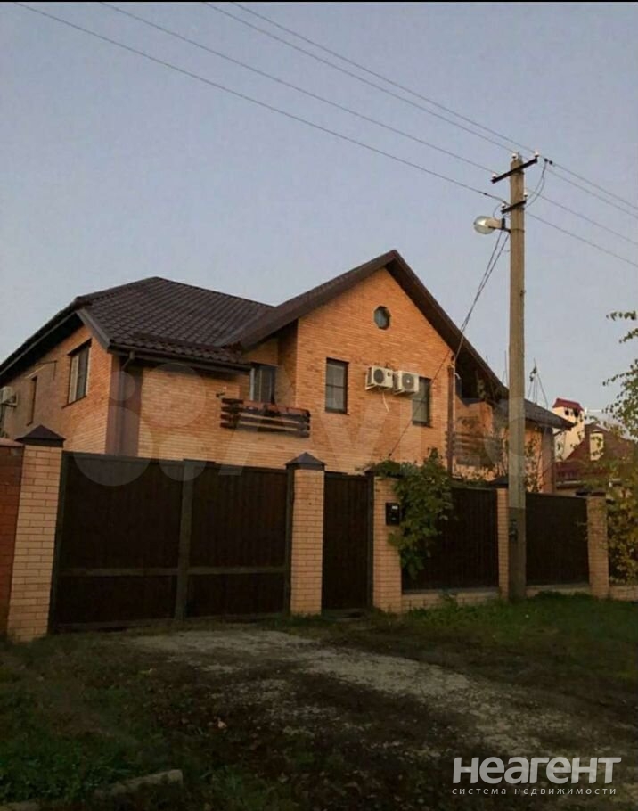 Сдается Дом, 200 м²