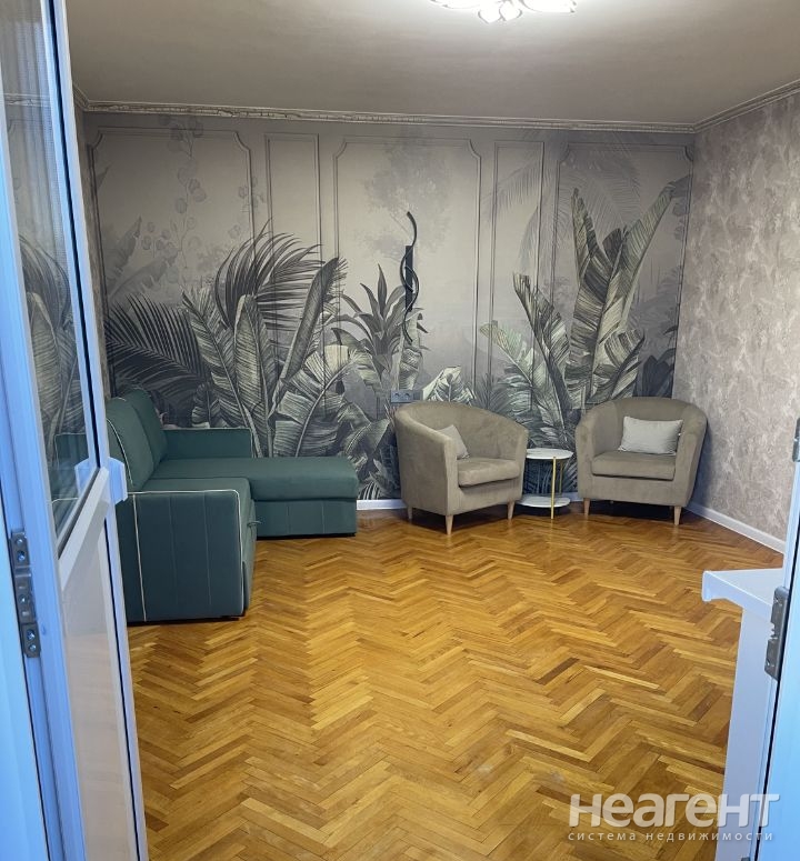 Сдается 2-х комнатная квартира, 55 м²