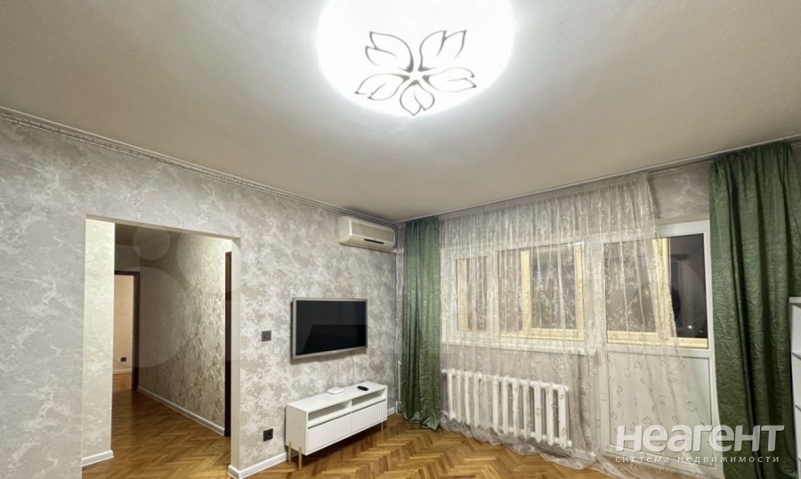 Сдается 2-х комнатная квартира, 55 м²