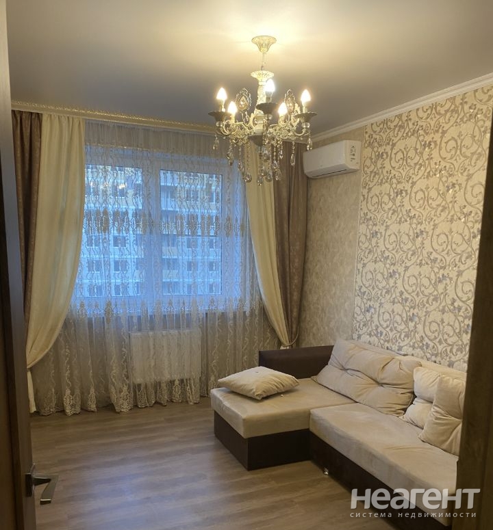 Сдается 1-комнатная квартира, 34 м²