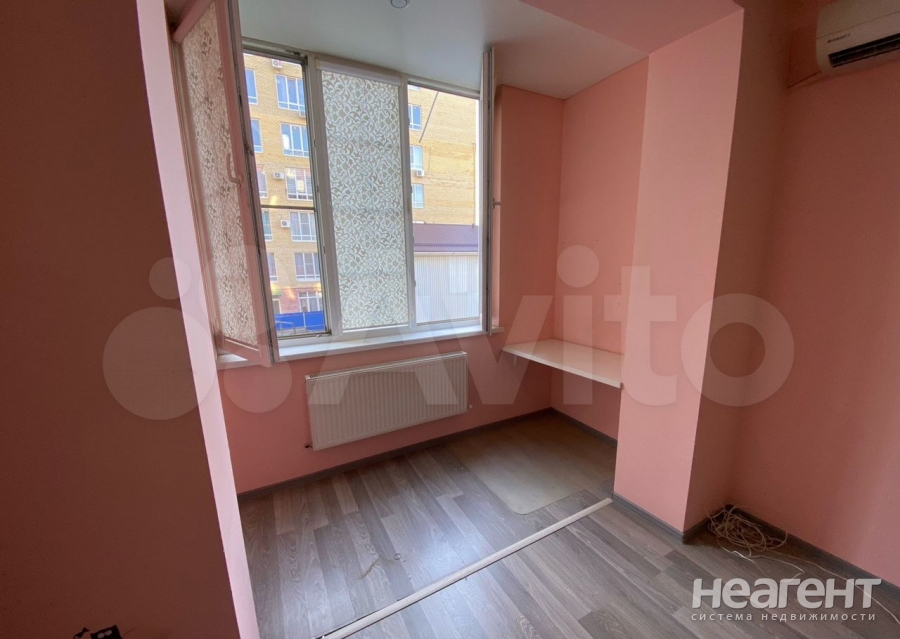 Продается 1-комнатная квартира, 38 м²