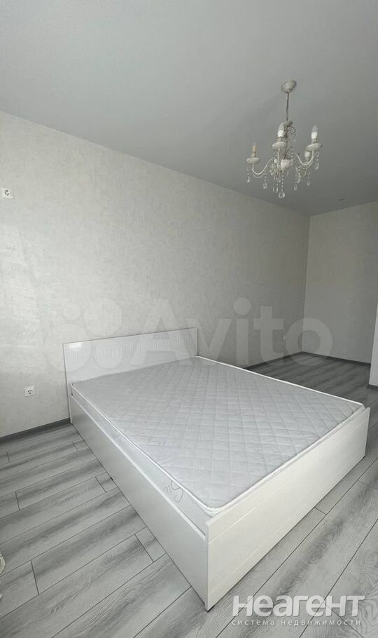 Сдается 2-х комнатная квартира, 67,8 м²