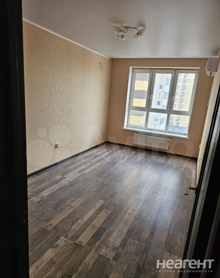 Продается 2-х комнатная квартира, 67 м²