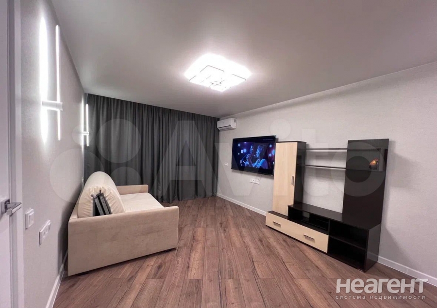 Продается 2-х комнатная квартира, 65 м²