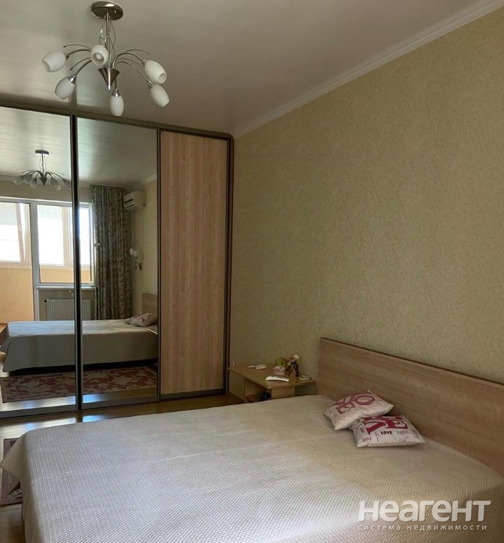 Продается 1-комнатная квартира, 39,3 м²