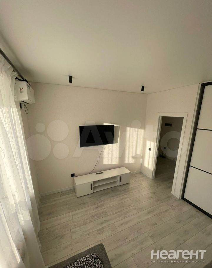 Продается 1-комнатная квартира, 33,7 м²