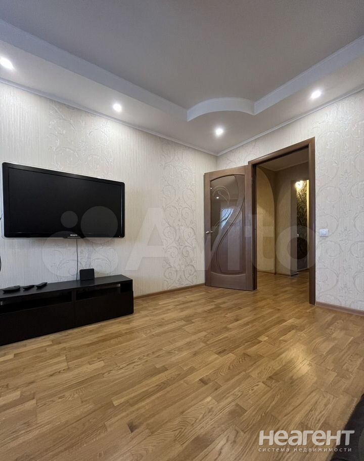 Сдается Многокомнатная квартира, 72,1 м²