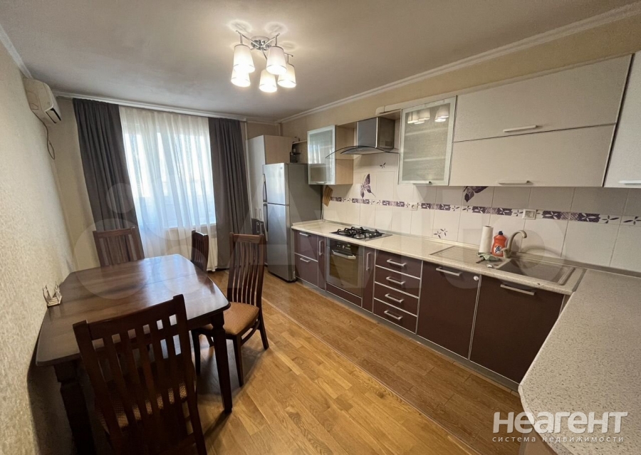 Сдается Многокомнатная квартира, 72,1 м²