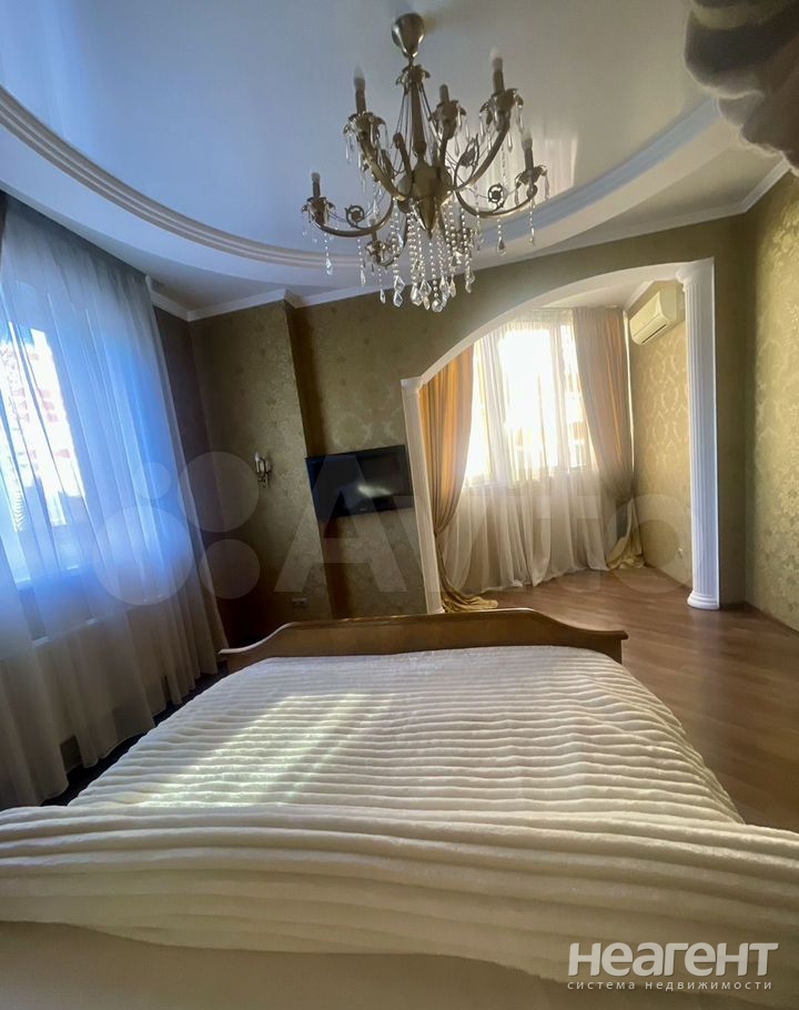 Сдается Многокомнатная квартира, 125 м²