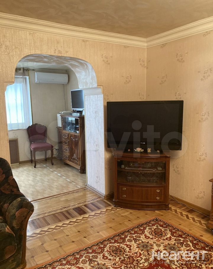 Продается 3-х комнатная квартира, 101 м²