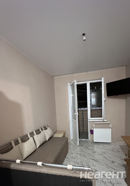 Сдается 2-х комнатная квартира, 64 м²