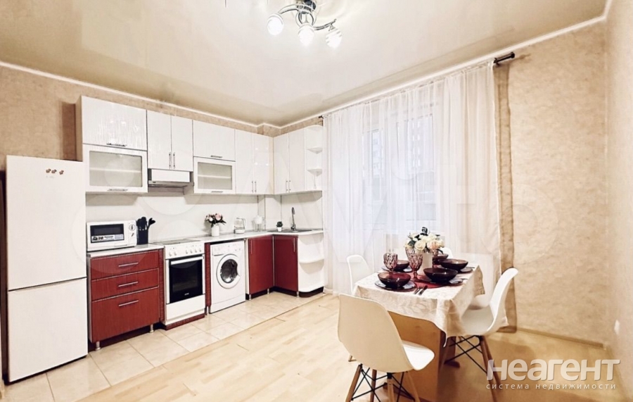 Сдается 2-х комнатная квартира, 65,1 м²