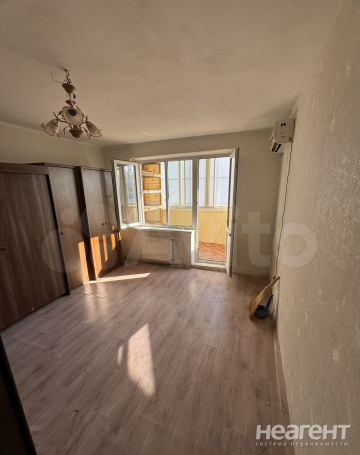 Продается 1-комнатная квартира, 34 м²