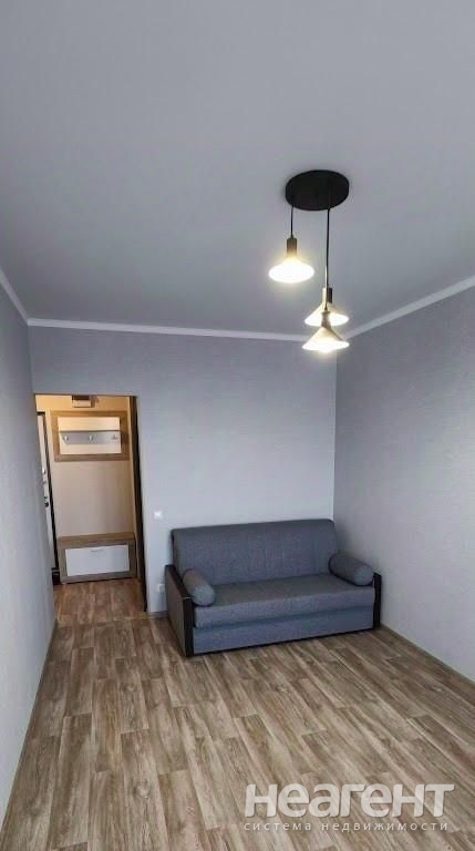 Продается 1-комнатная квартира, 32,9 м²