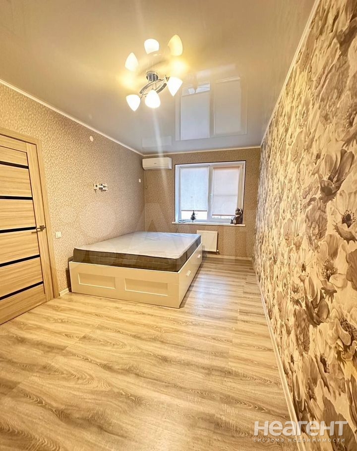 Продается 1-комнатная квартира, 36 м²