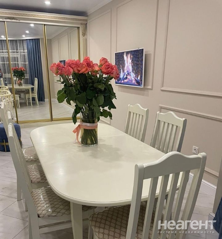 Продается 1-комнатная квартира, 44 м²