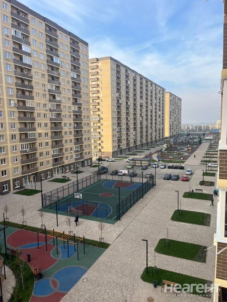 Сдается 1-комнатная квартира, 38 м²