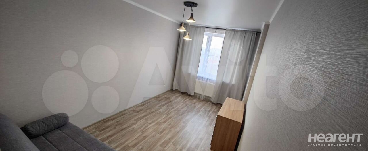 Продается 1-комнатная квартира, 32,9 м²