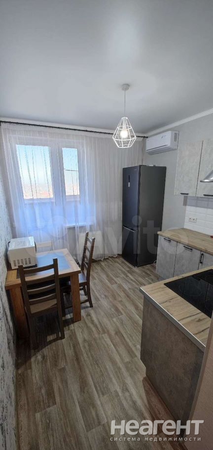 Продается 1-комнатная квартира, 32,9 м²