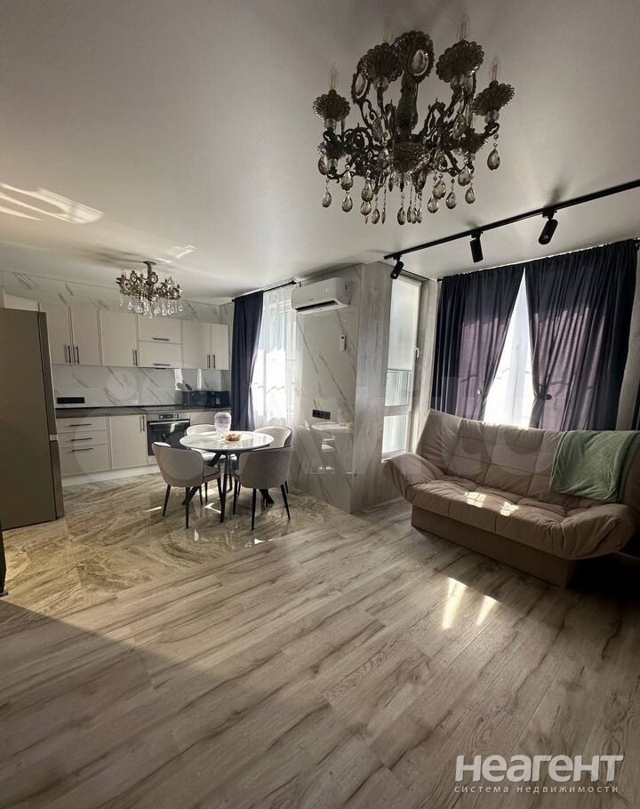 Продается 1-комнатная квартира, 33 м²