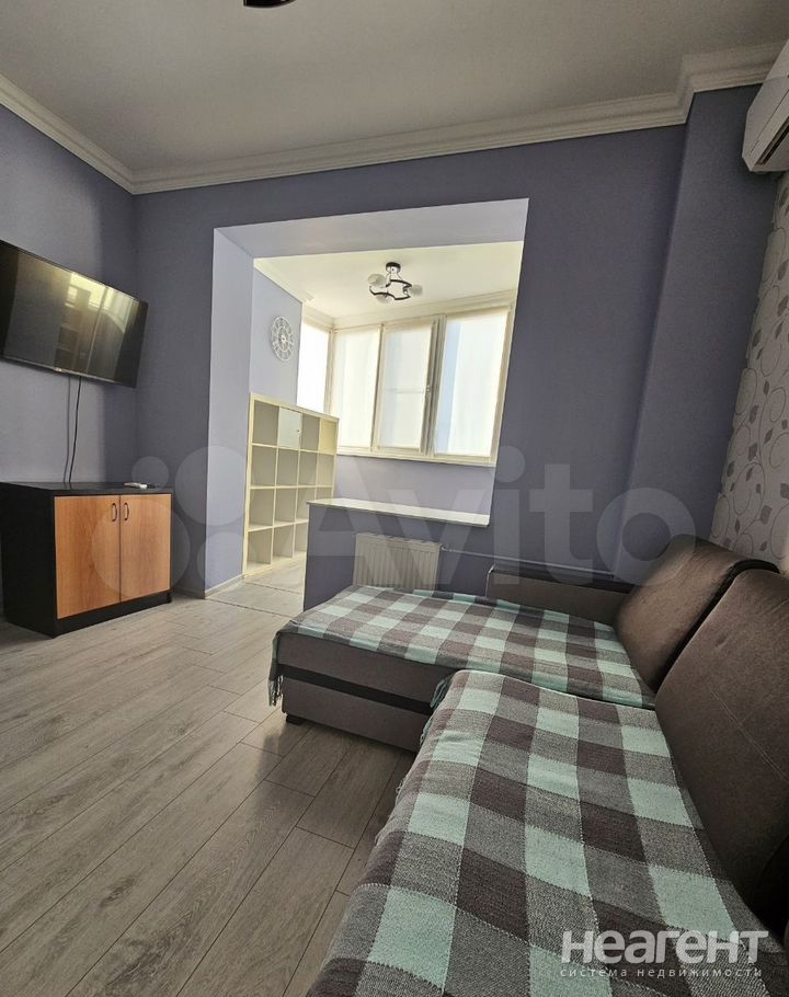 Продается 1-комнатная квартира, 47 м²